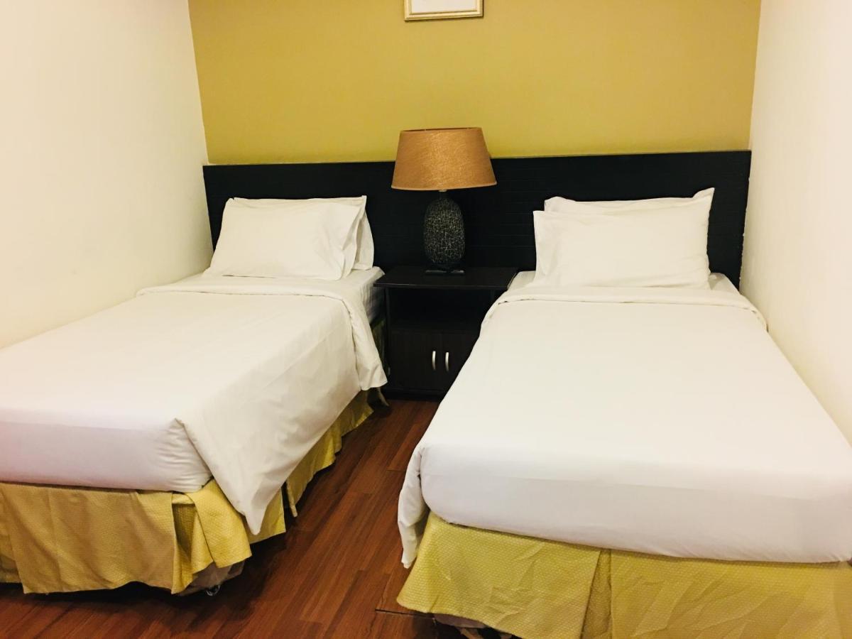 Likas Square - Kk Apartment Suite コタキナバル エクステリア 写真