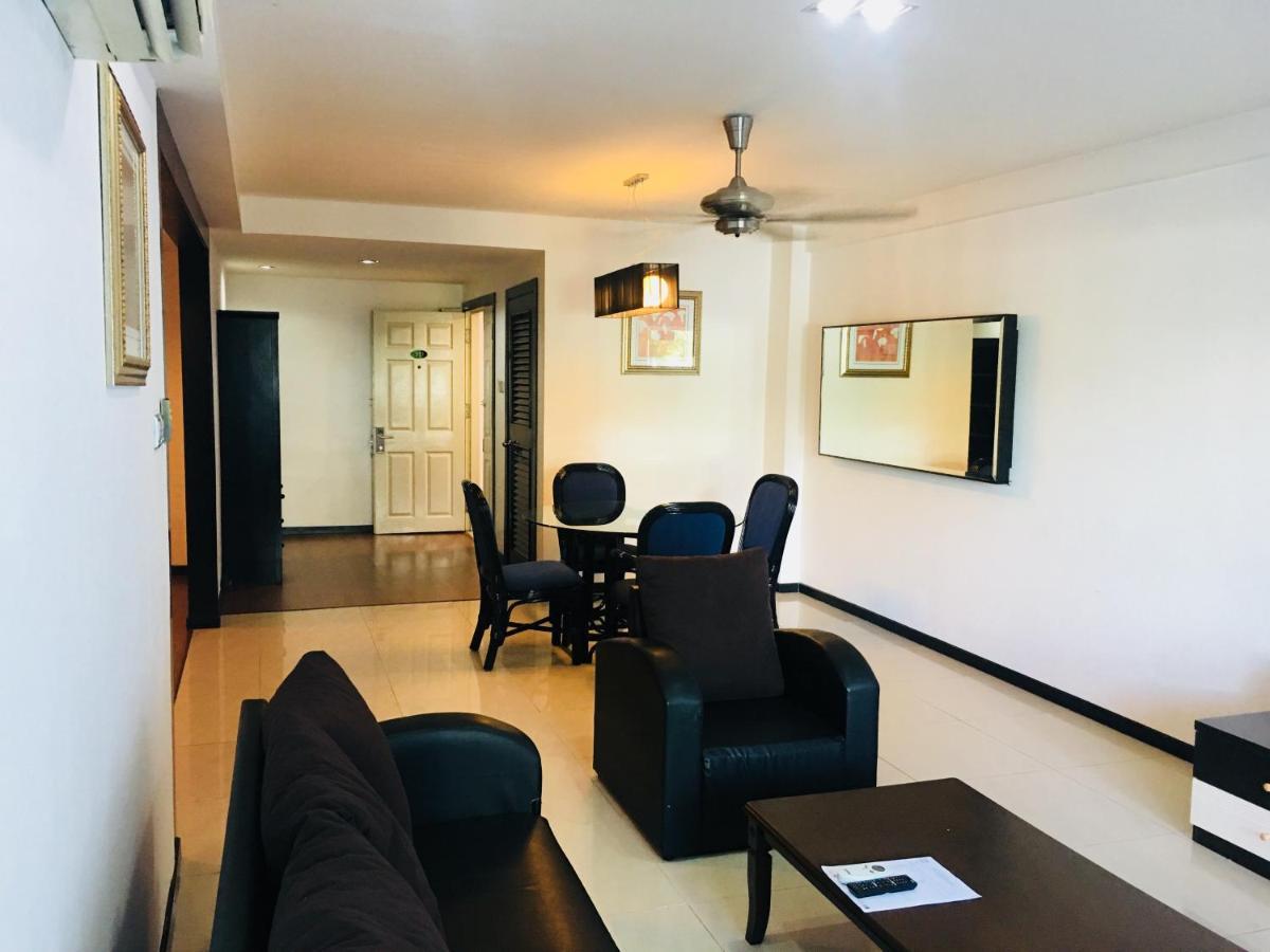 Likas Square - Kk Apartment Suite コタキナバル エクステリア 写真