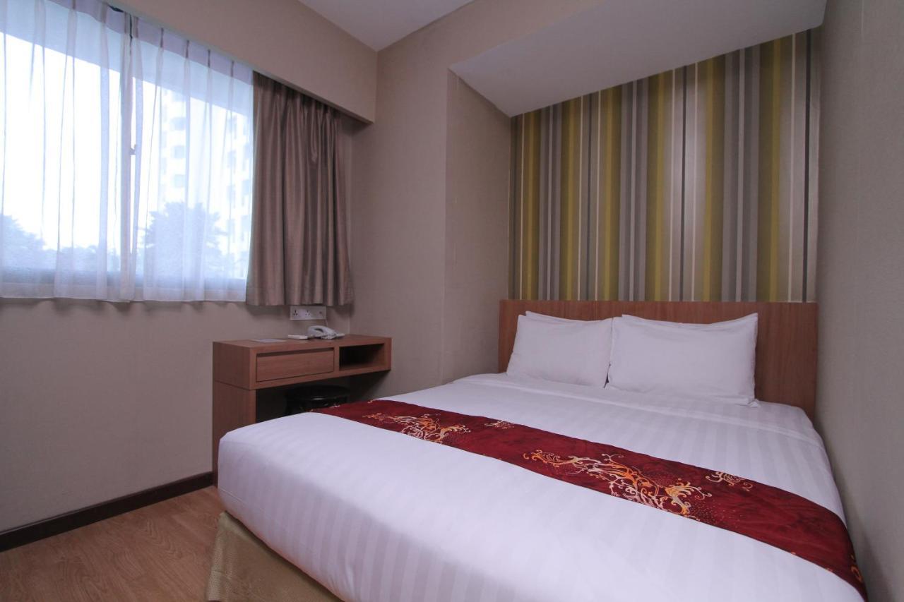 Likas Square - Kk Apartment Suite コタキナバル エクステリア 写真