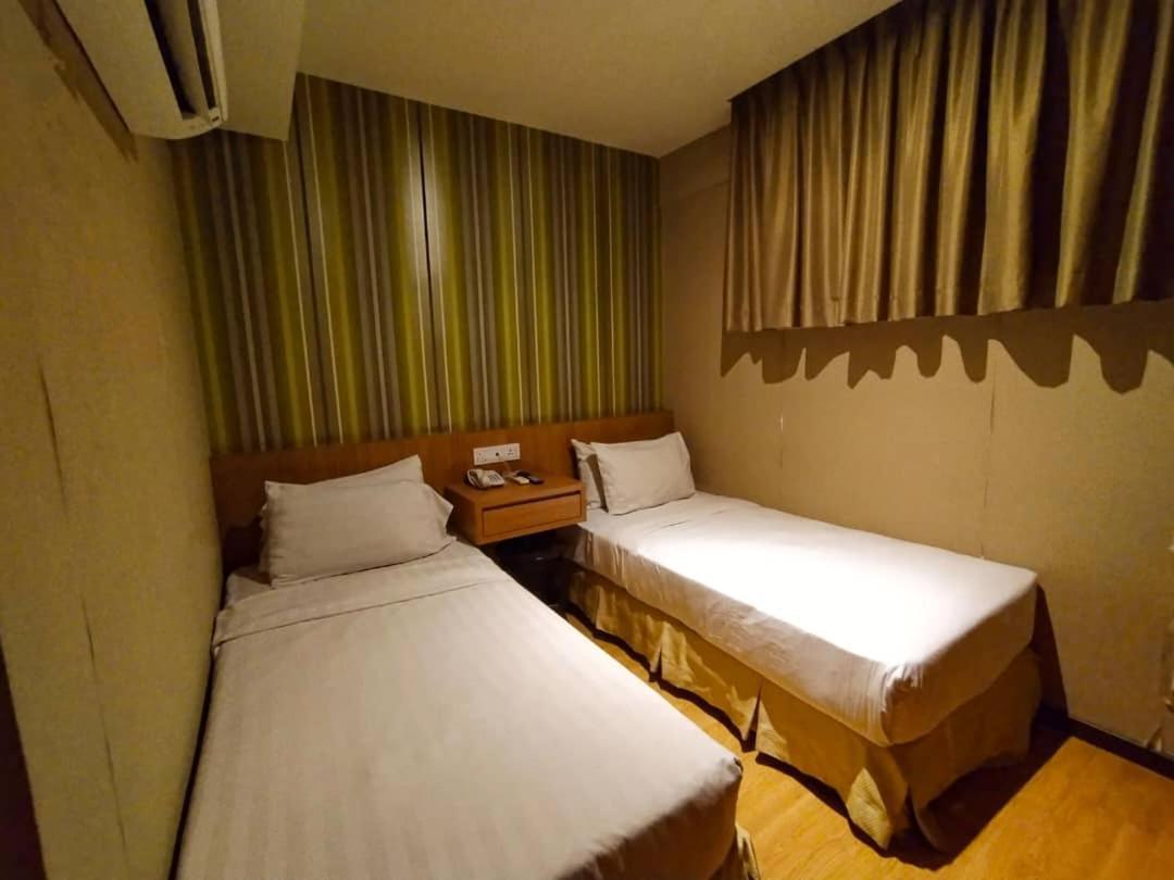 Likas Square - Kk Apartment Suite コタキナバル エクステリア 写真