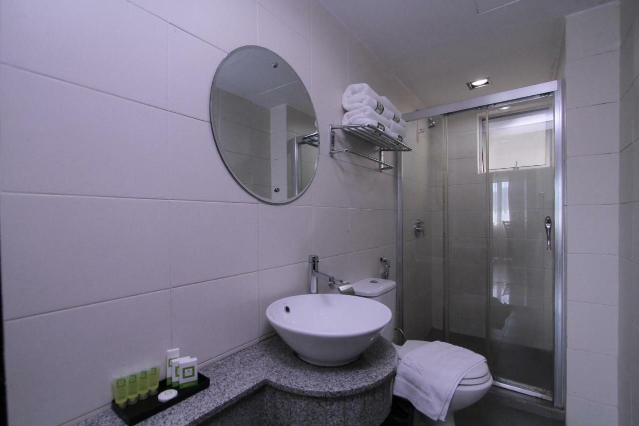 Likas Square - Kk Apartment Suite コタキナバル エクステリア 写真